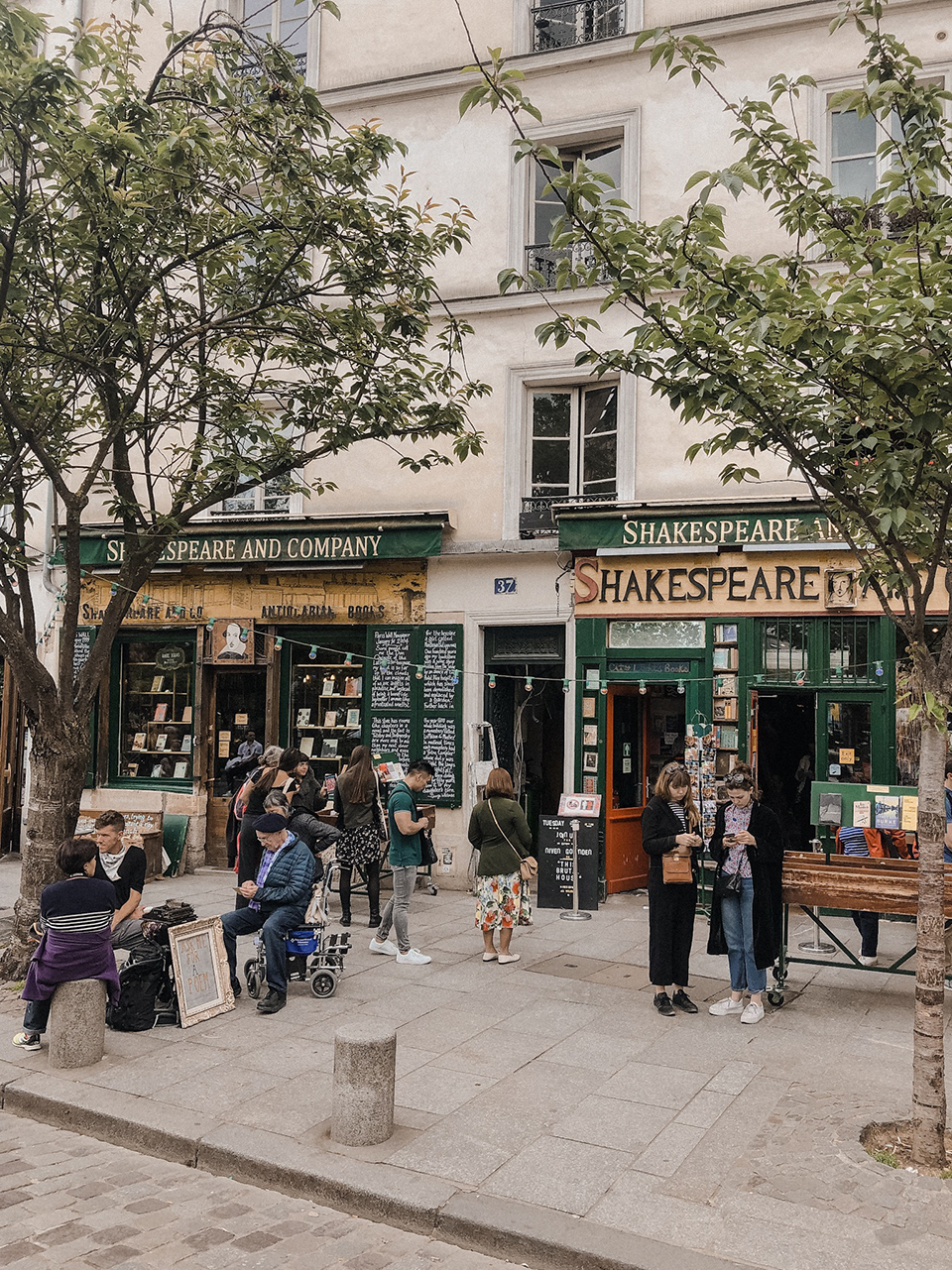 The outside of the Shakespeare and Company bookshop in Paris